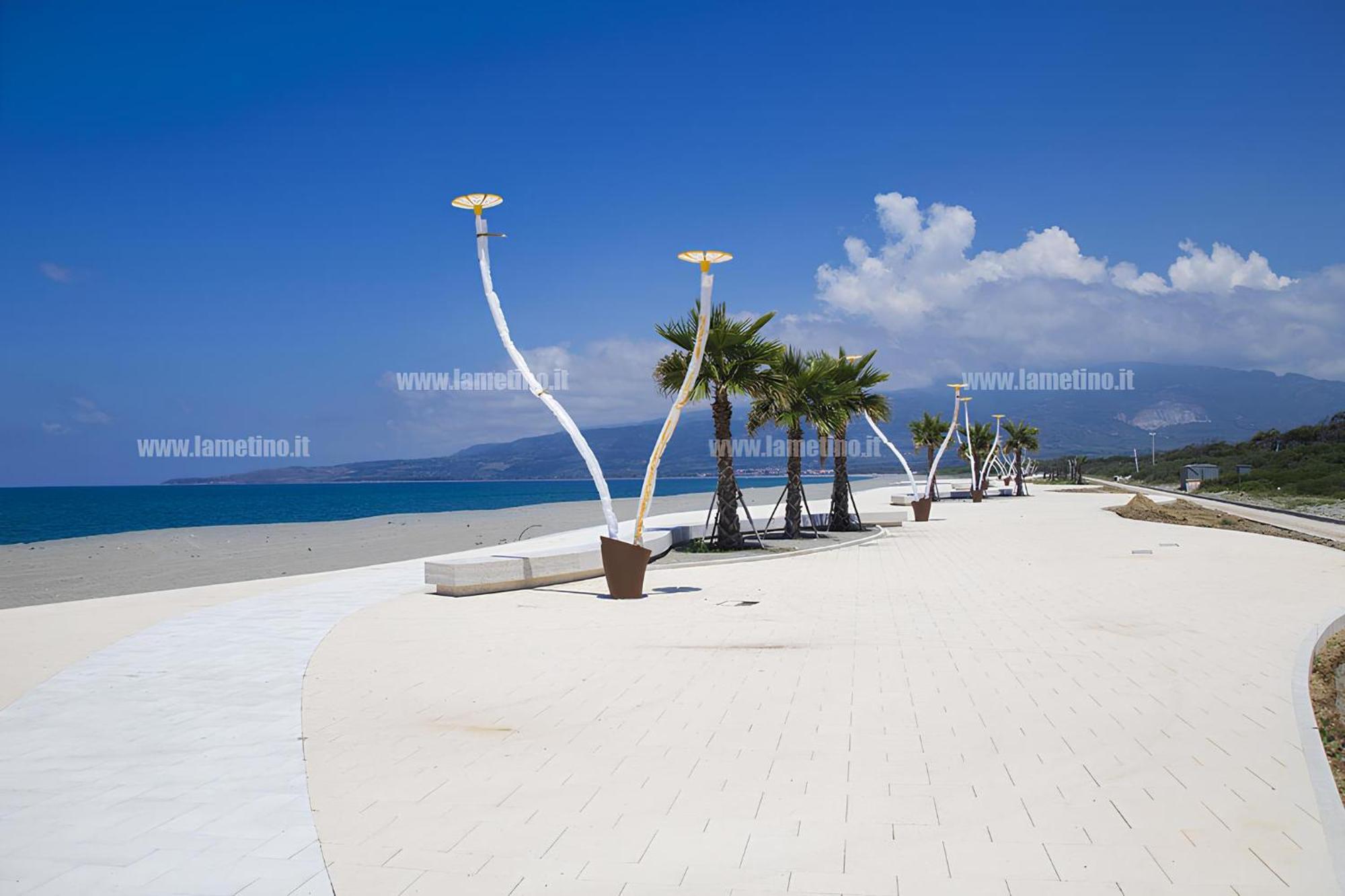 Stylish Terina - Le Lincelle, Lamezia - Bright, Spacious, Elegant And With Terrace Apartment Sant'Eufemia Lamezia