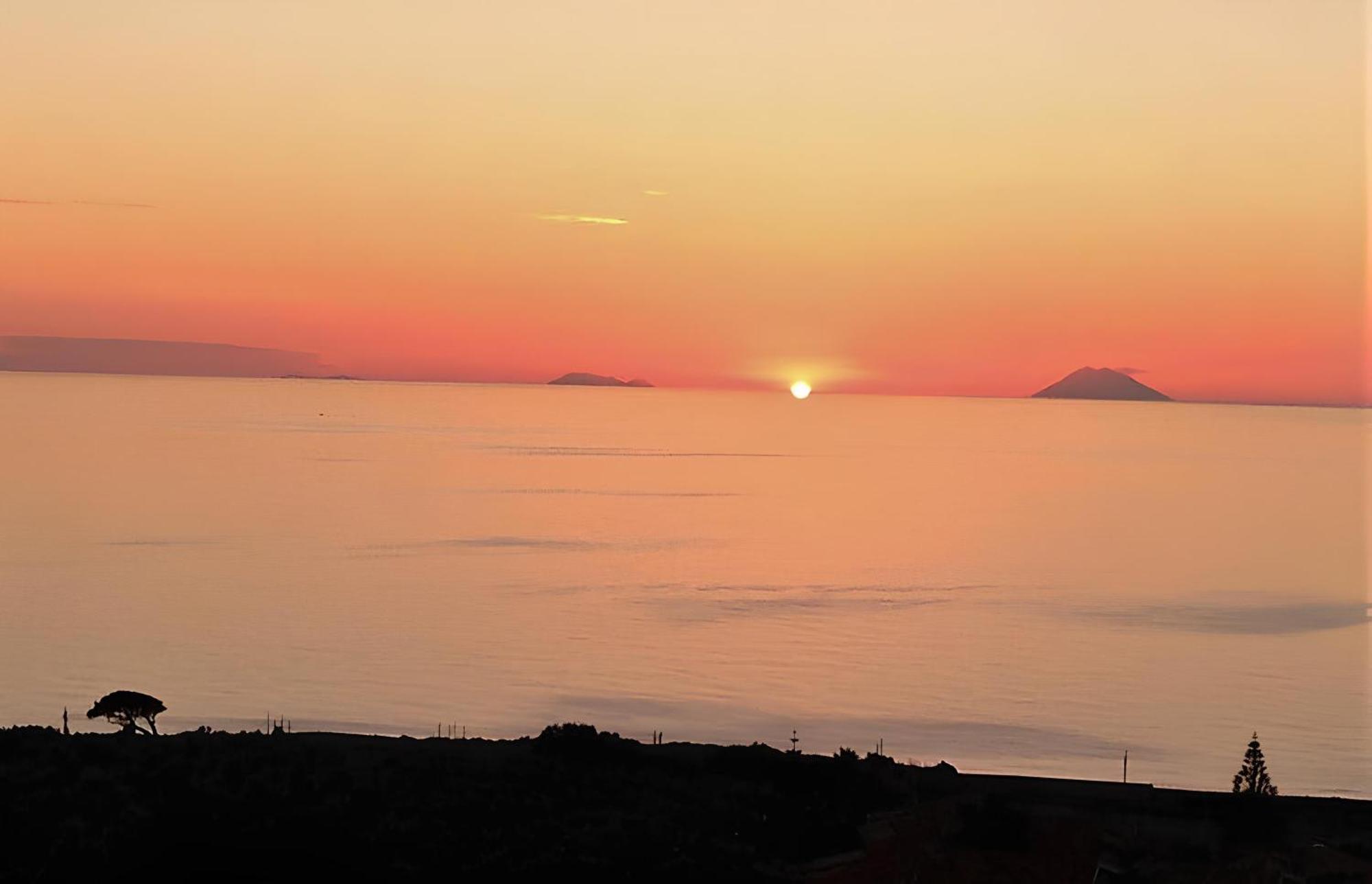Stylish Terina - Le Lincelle, Lamezia - Bright, Spacious, Elegant And With Terrace * Sant'Eufemia Lamezia